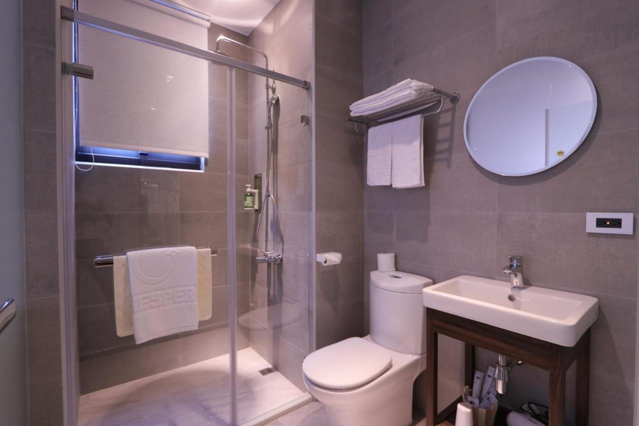 Hotel Hesper Hsr Taichung Eksteriør billede